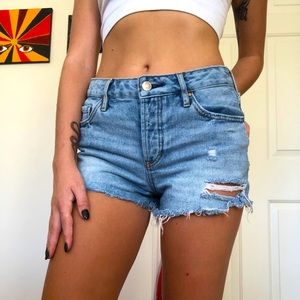 Pacsun Mid-rise light wash denim shorts
